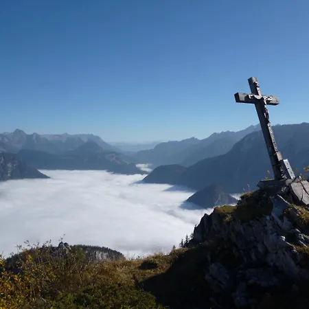 Apartment 2 Zimmerwohnung Mit Küche U. Bad *